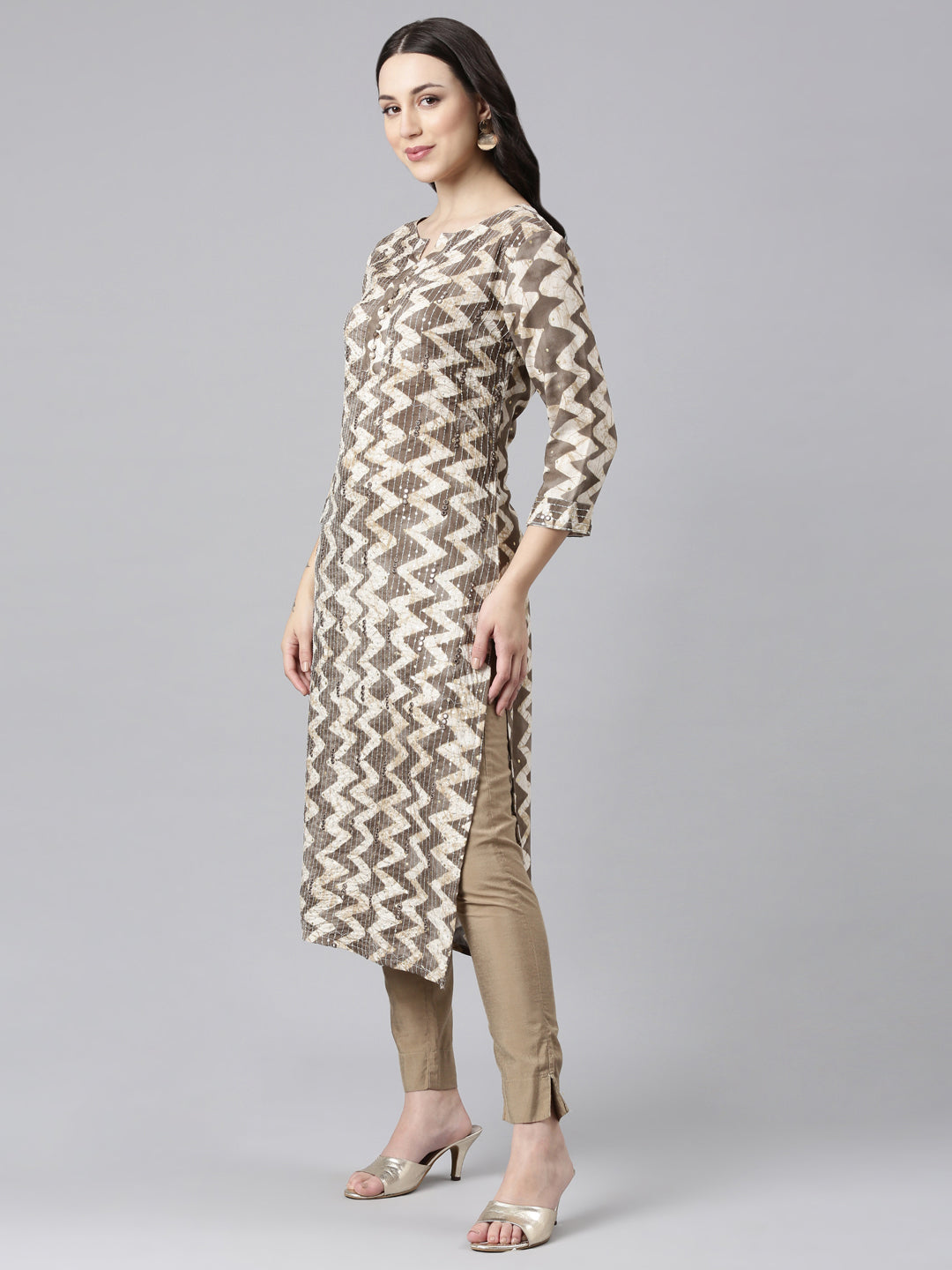 Neerus Brown rayon printed straight kurta - back view