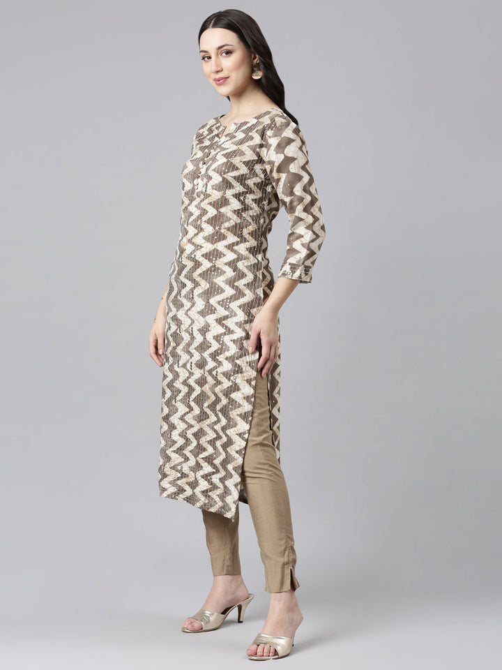 Neerus Brown rayon printed straight kurta - back view