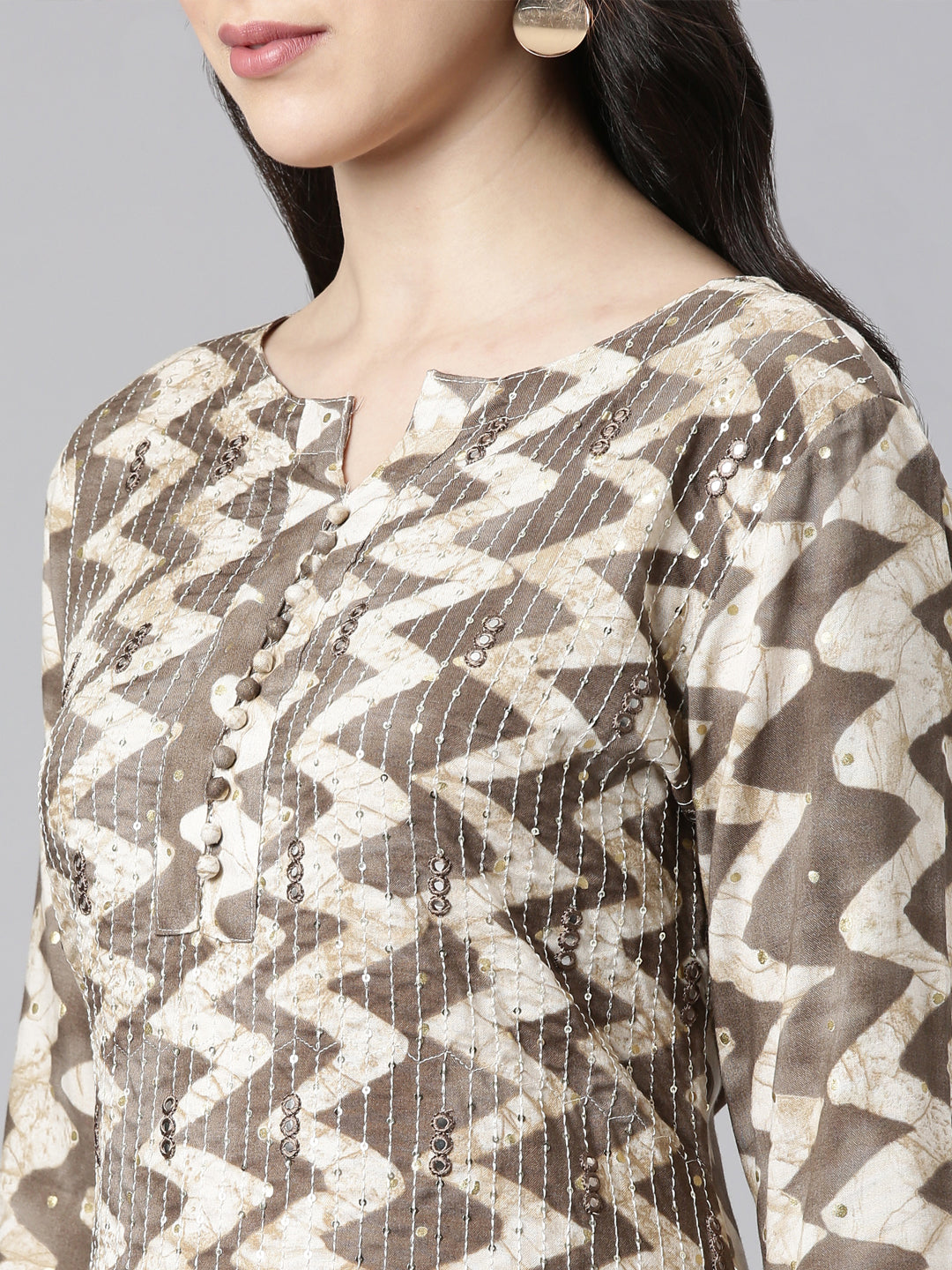 Neerus Brown rayon printed straight kurta - detail view 1