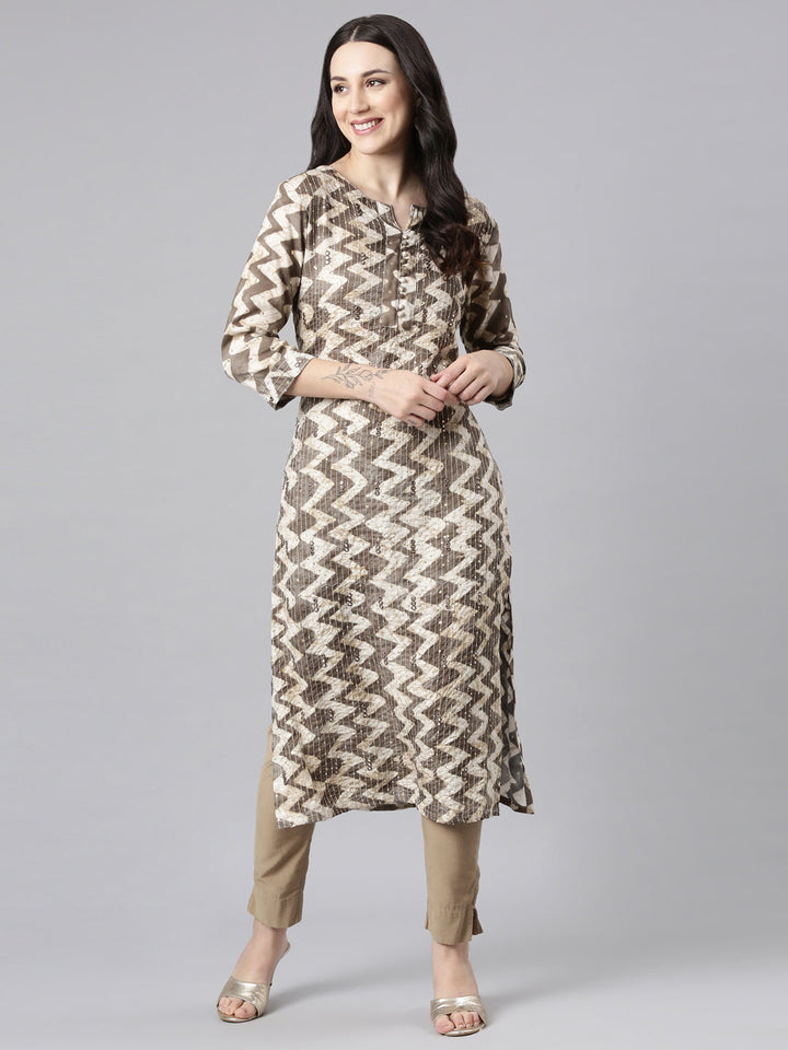 Neerus Brown rayon printed straight kurta - detail view 2