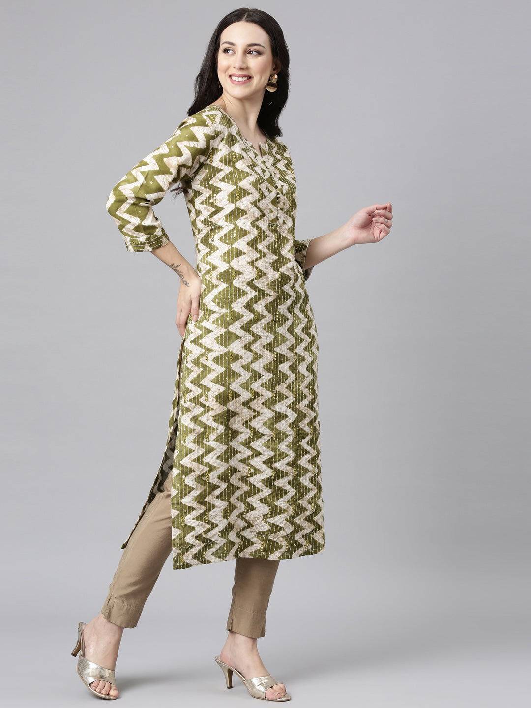 Neerus Green Rayon Printed Kurti Striped Straight - back view