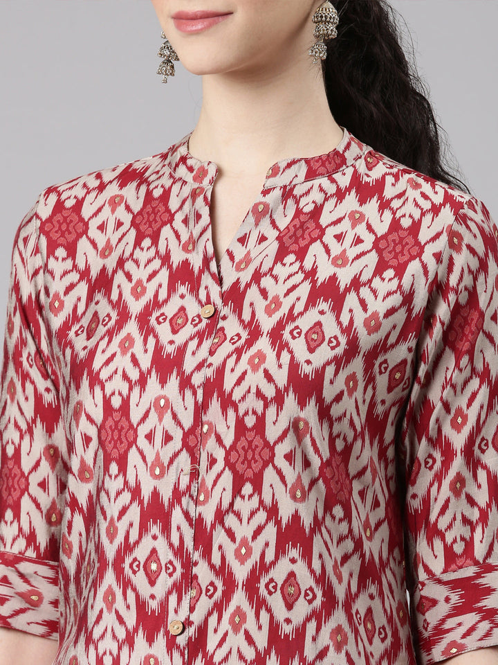 Neerus Maroon modal printed straight kurti - detail view 2