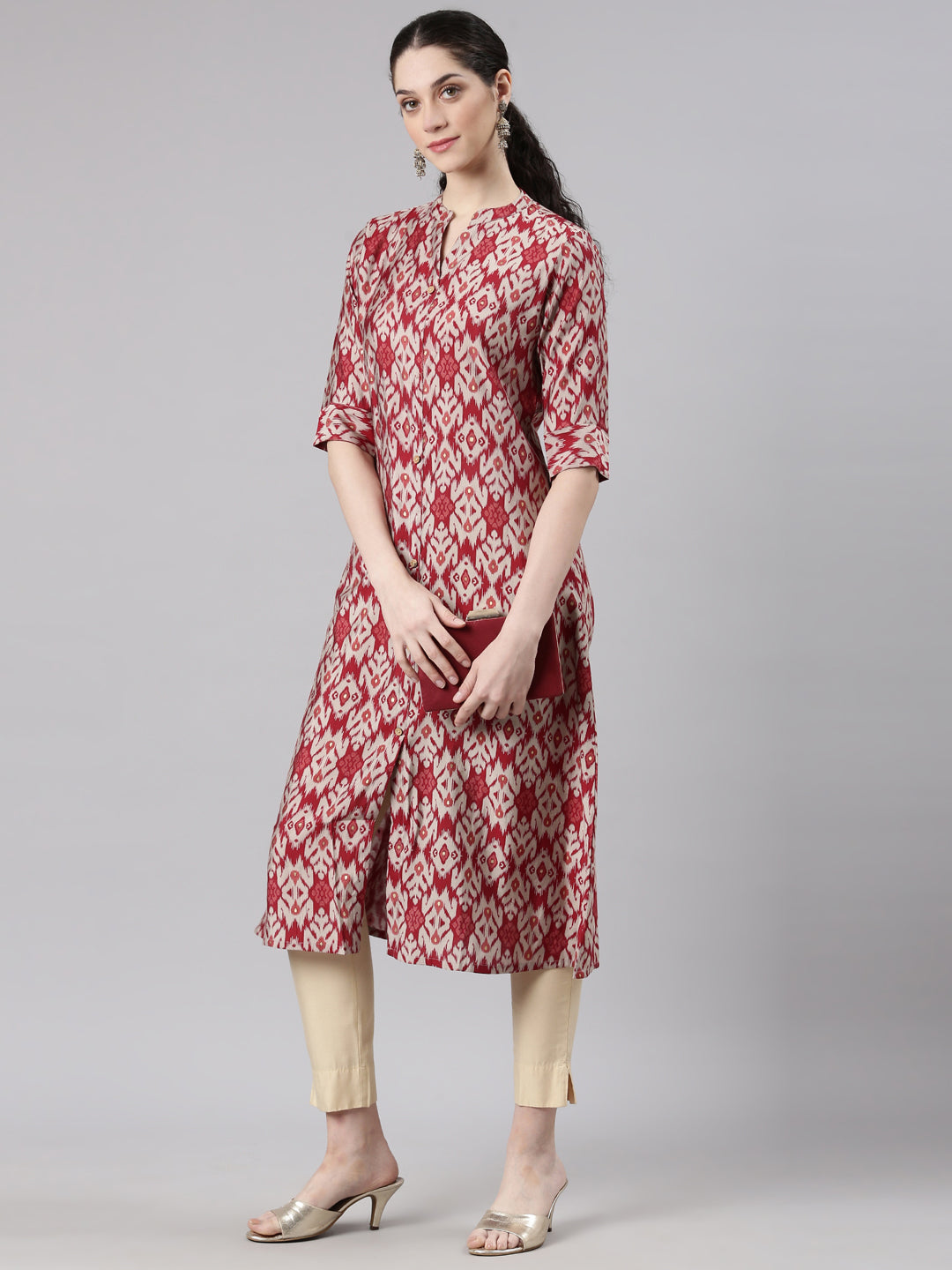 Neerus Maroon modal printed straight kurti - detail view 3