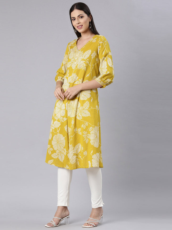 Neerus Green cotton printed anarkali kurta - back view