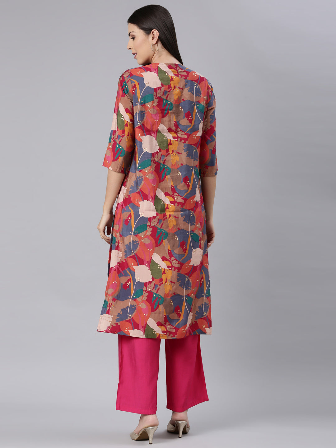Neerus Red modal printed floral straight kurta - detail view 1