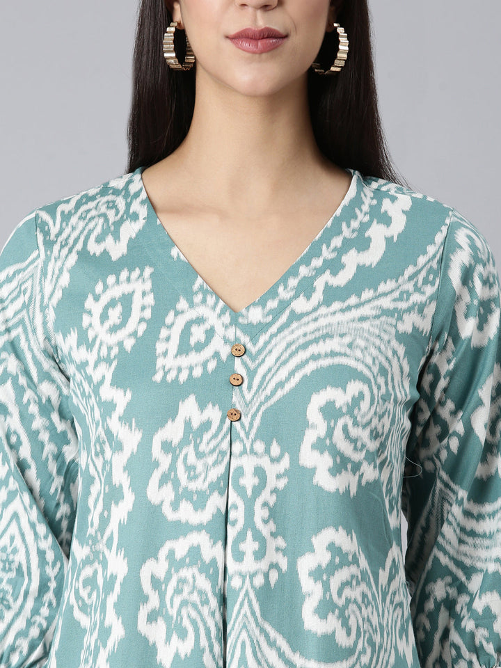 Neerus Sea Green Casual Floral A-Line Kurtas