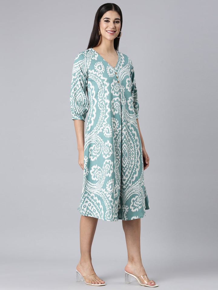 Neerus Sea Green Casual Floral A-Line Kurtas