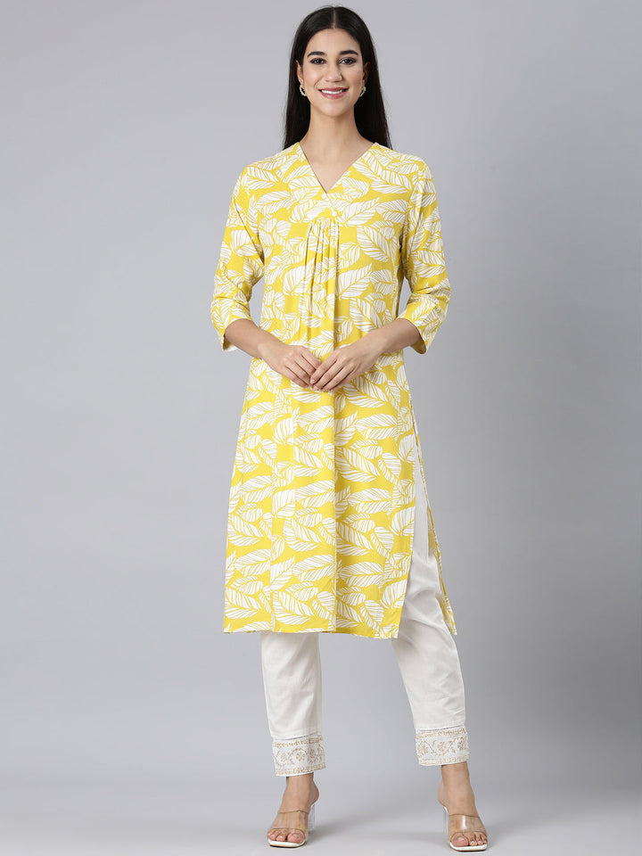 Neerus Yellow Casual Floral Straight Kurtas
