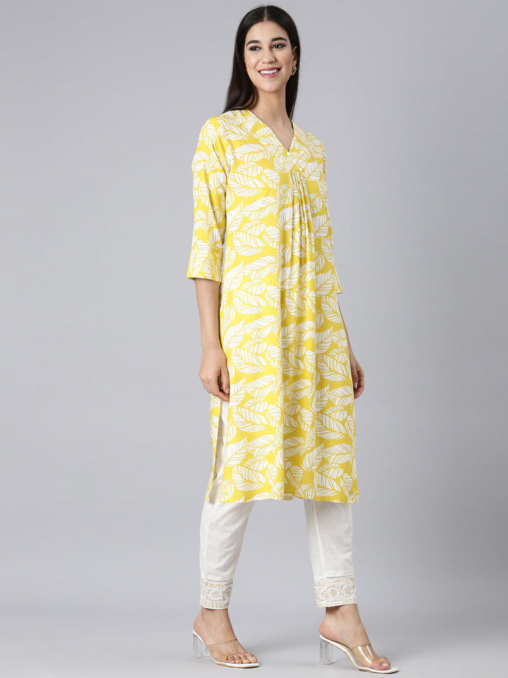 Neerus Yellow Casual Floral Straight Kurtas