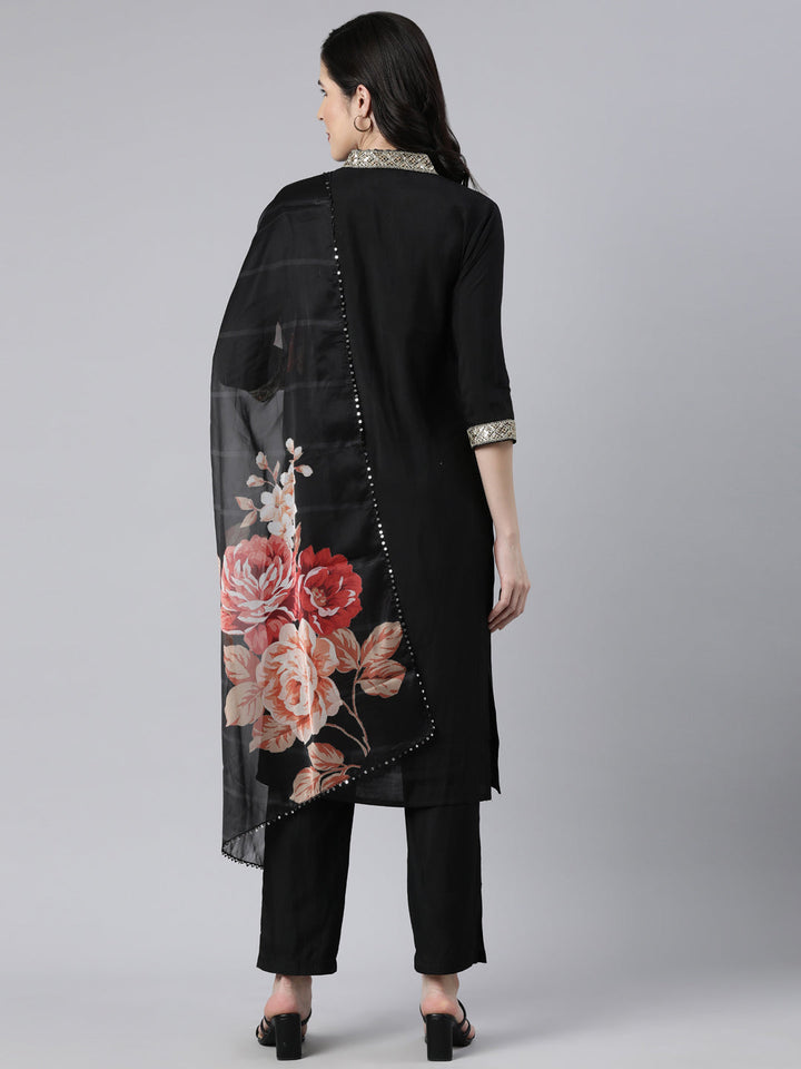 Neerus Black shantoon solid straight suit set - side view