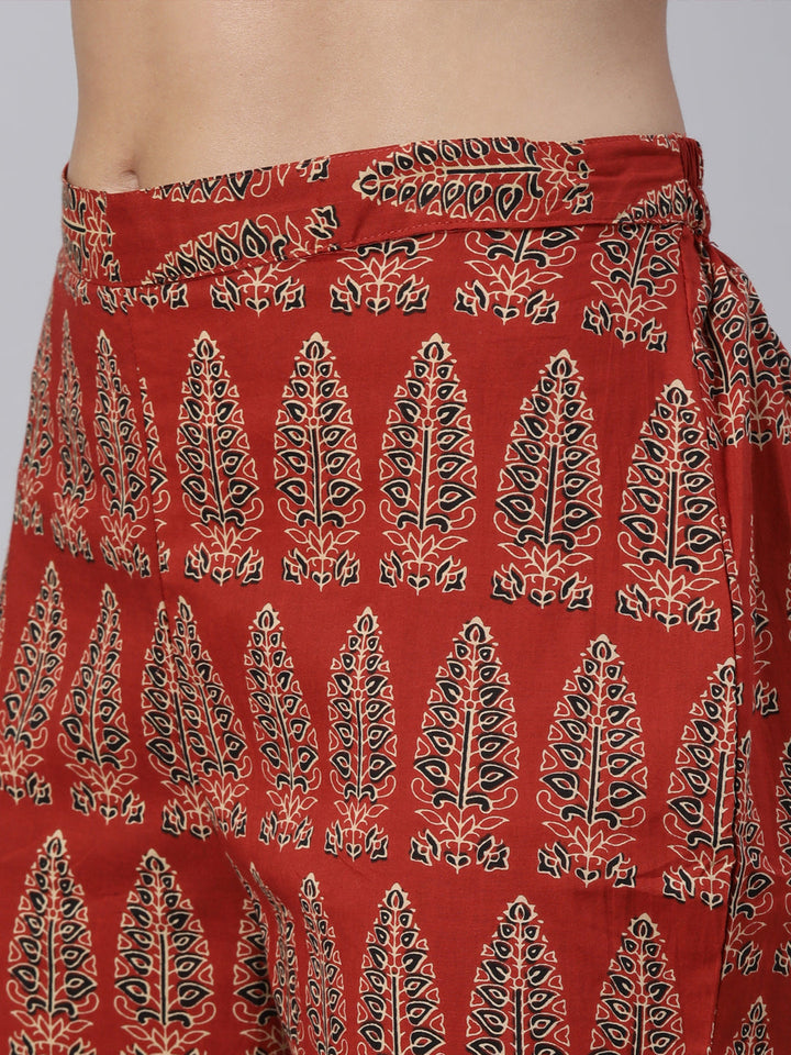 Neerus Black solid straight suit set kurta trouser dupatta - detail view 3