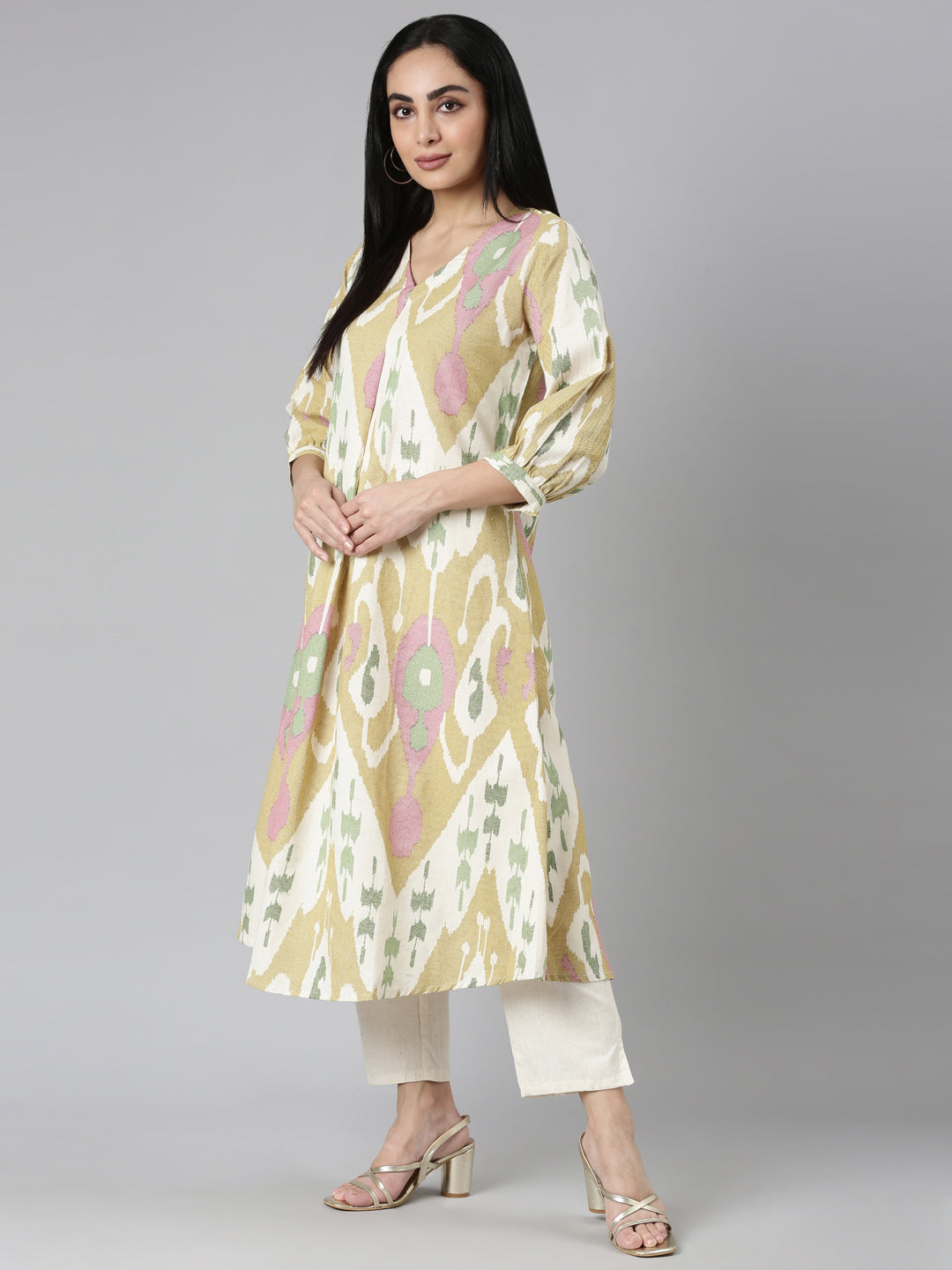 Neerus Yellow printed straight kurta set with trouser - detail view 2