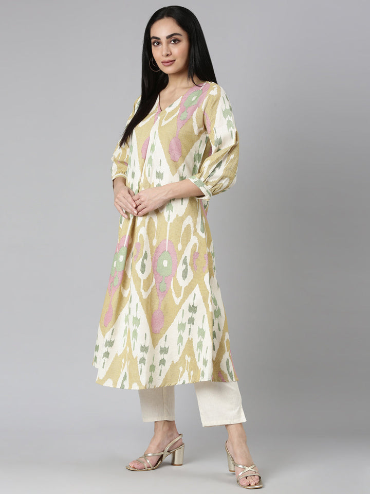 Neerus Yellow printed straight kurta set with trouser - detail view 2