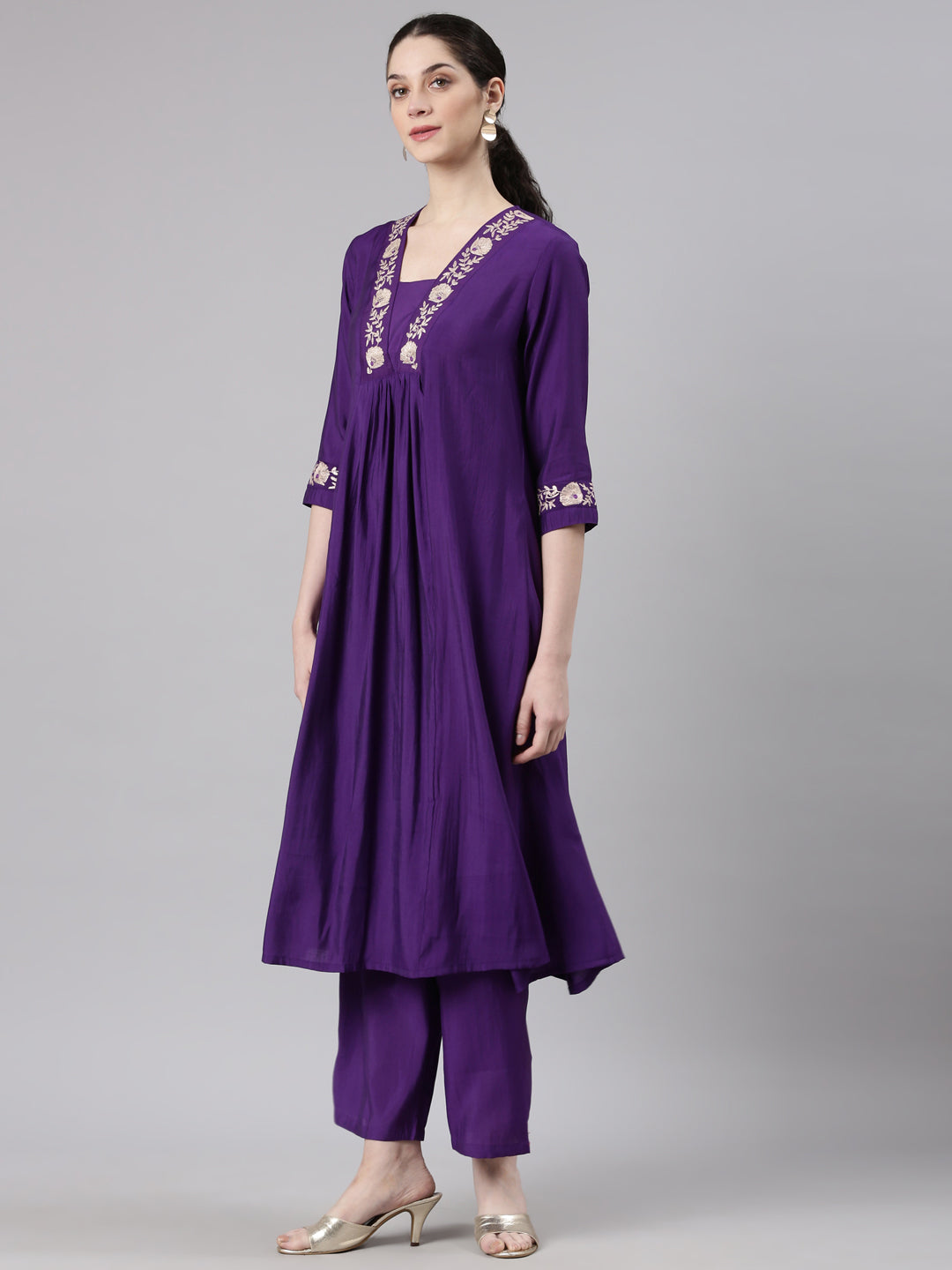 Neerus Purple shantoon printed kurta set with trouser - back view