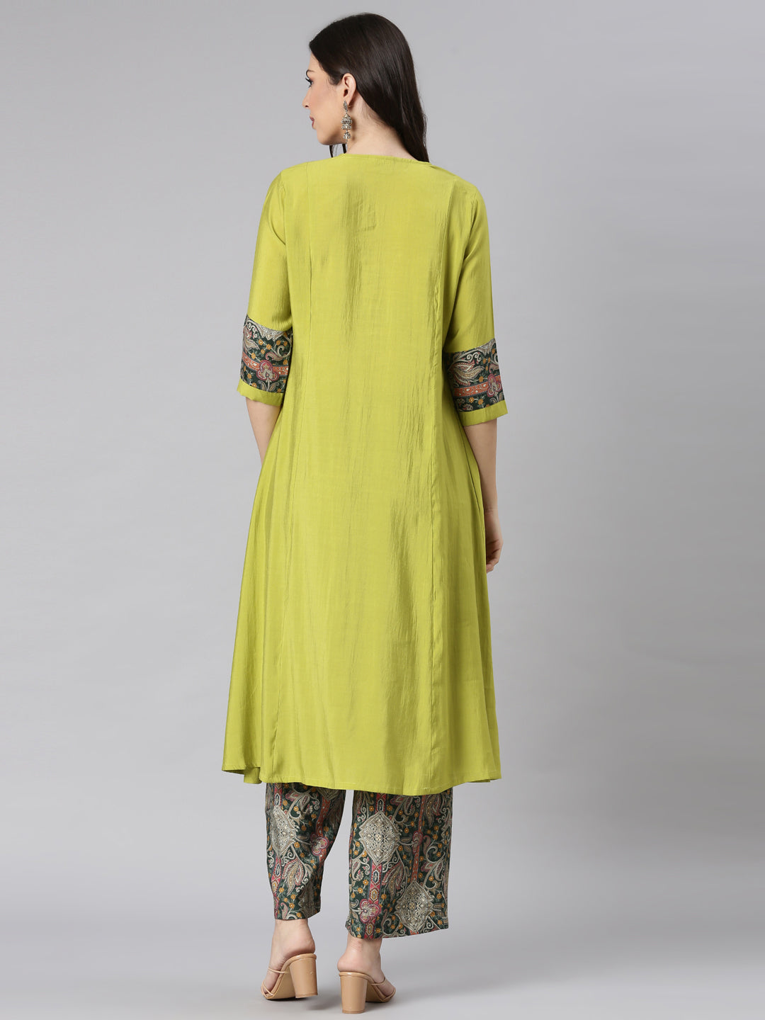 Neerus Yellow cotton solid kurta set with palazzo - side view