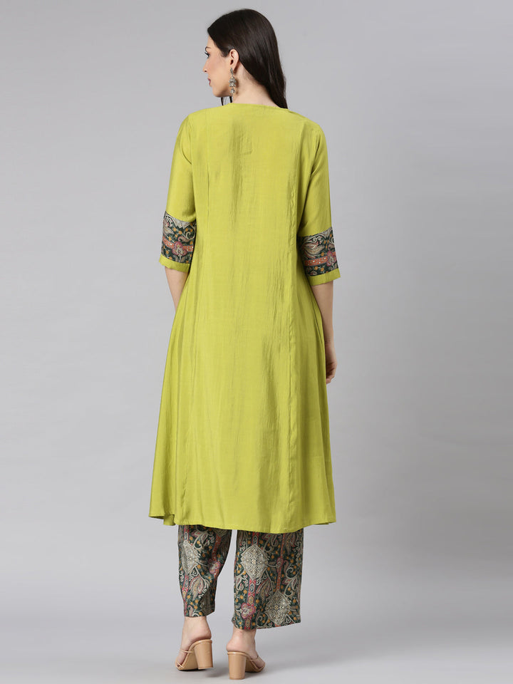 Neerus Yellow cotton solid kurta set with palazzo - side view
