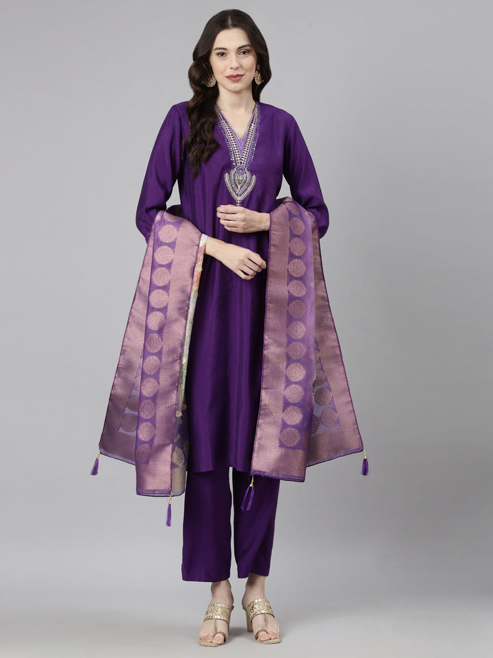 Neerus Purple muslin solid straight suit set - detail view 3