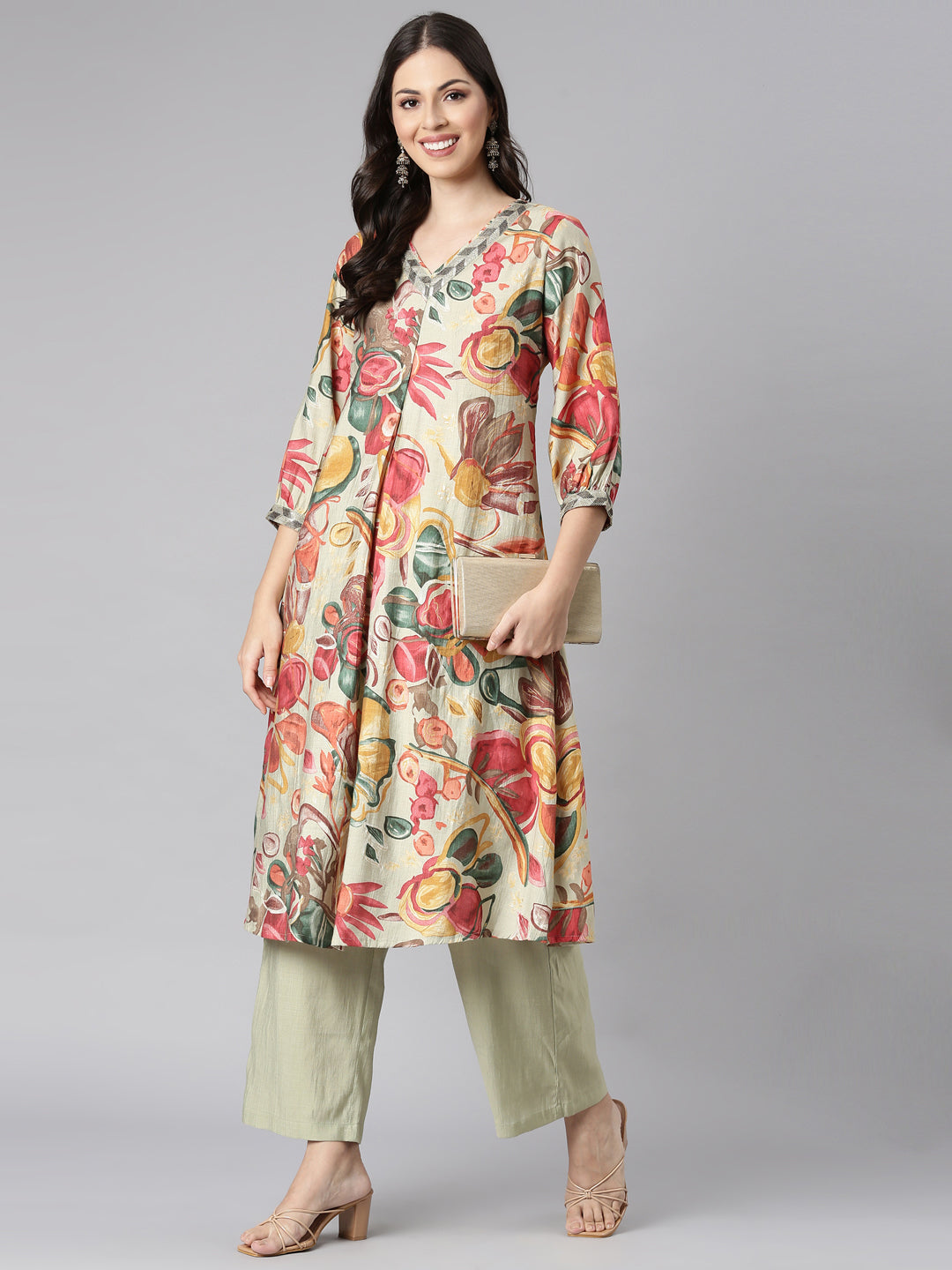 Neerus Green linen printed kurta set - detail view 2