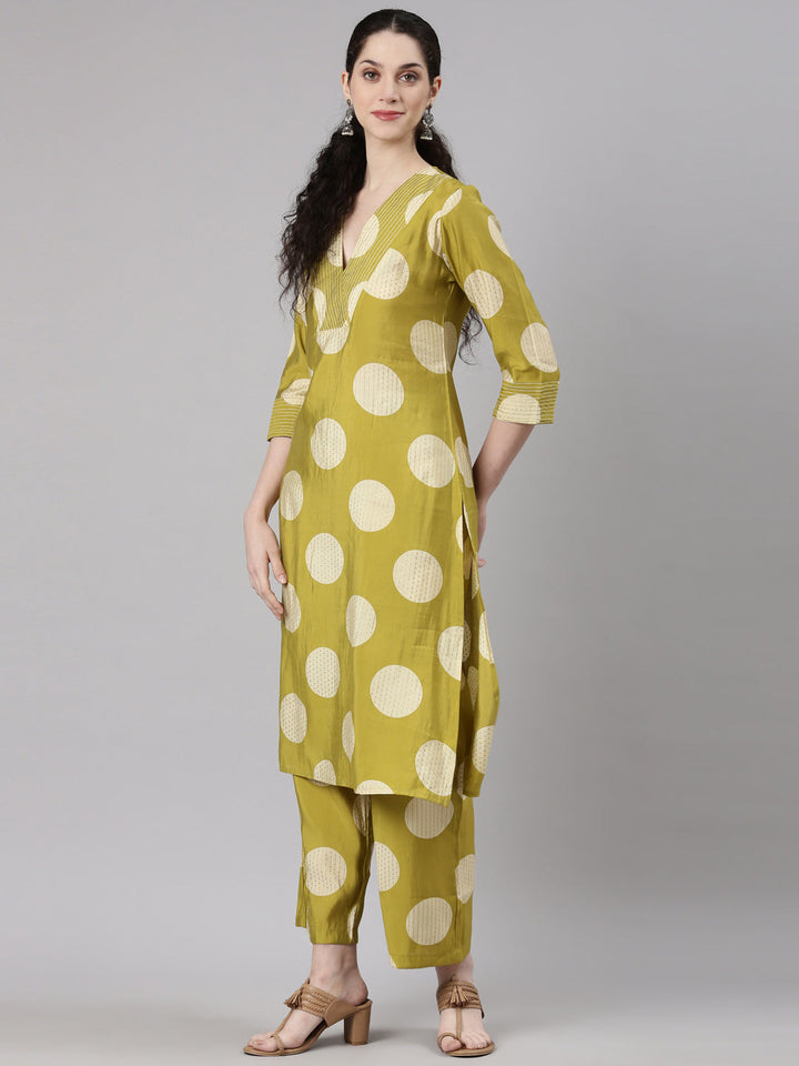 Neerus Yellow cotton straight kurta set - detail view 3