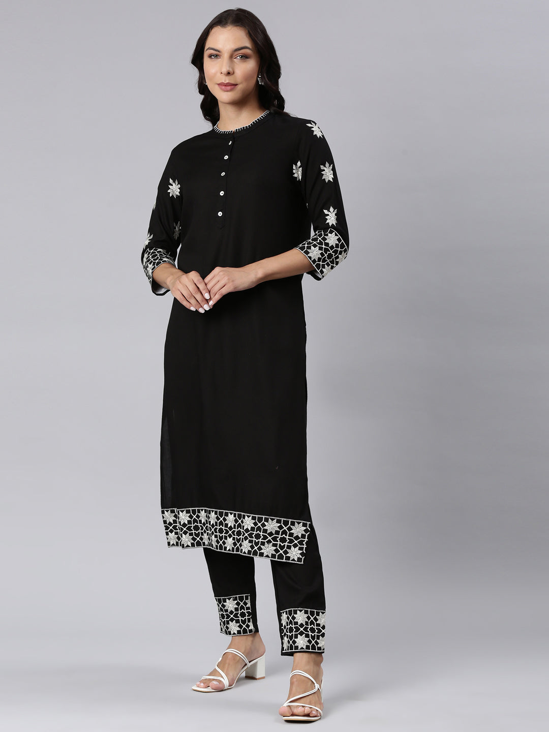 Neerus Black cotton panelled straight kurta set - back view