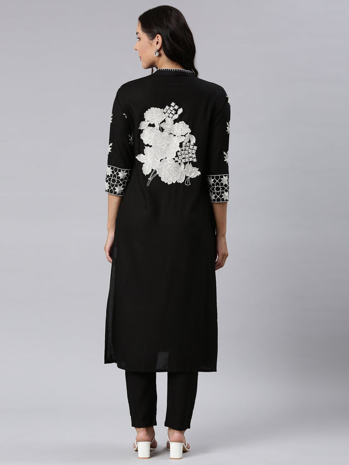 Neerus Black cotton panelled straight kurta set - detail view 1