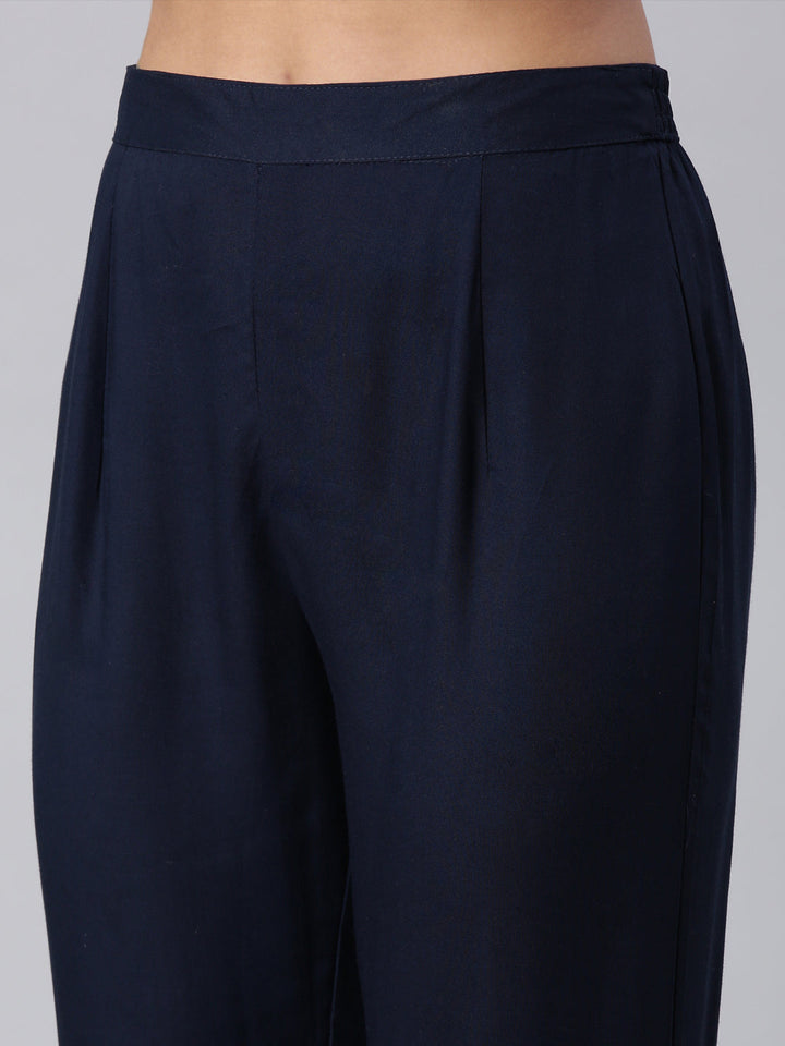 Neerus Blue cotton panelled straight kurta set - detail view 4