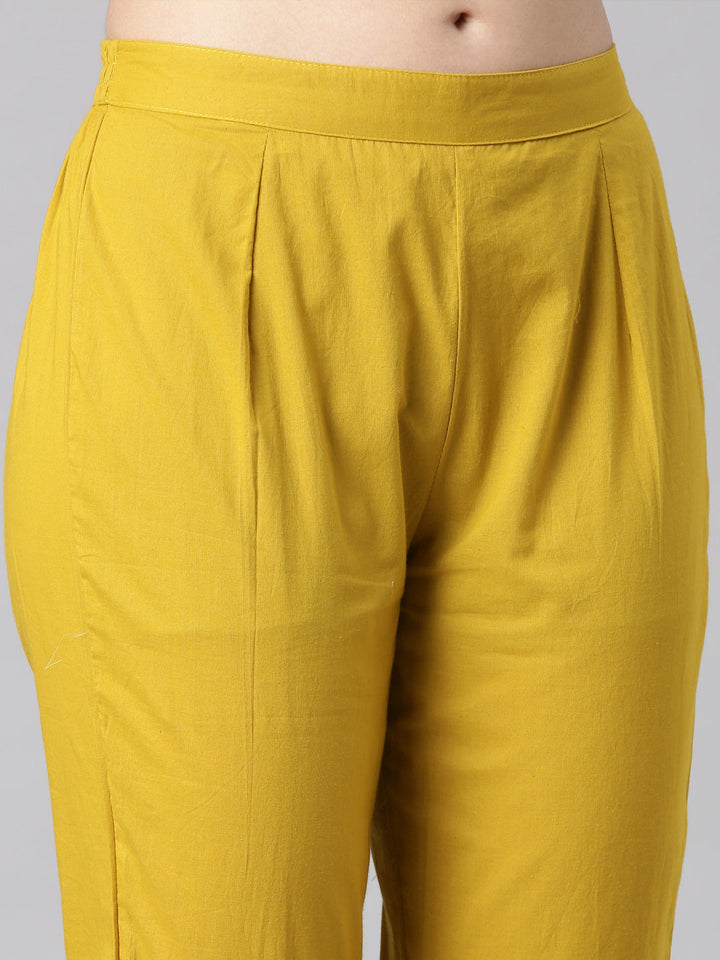 Neerus Green Solid Straight Kurta and Trousers With Dupatta