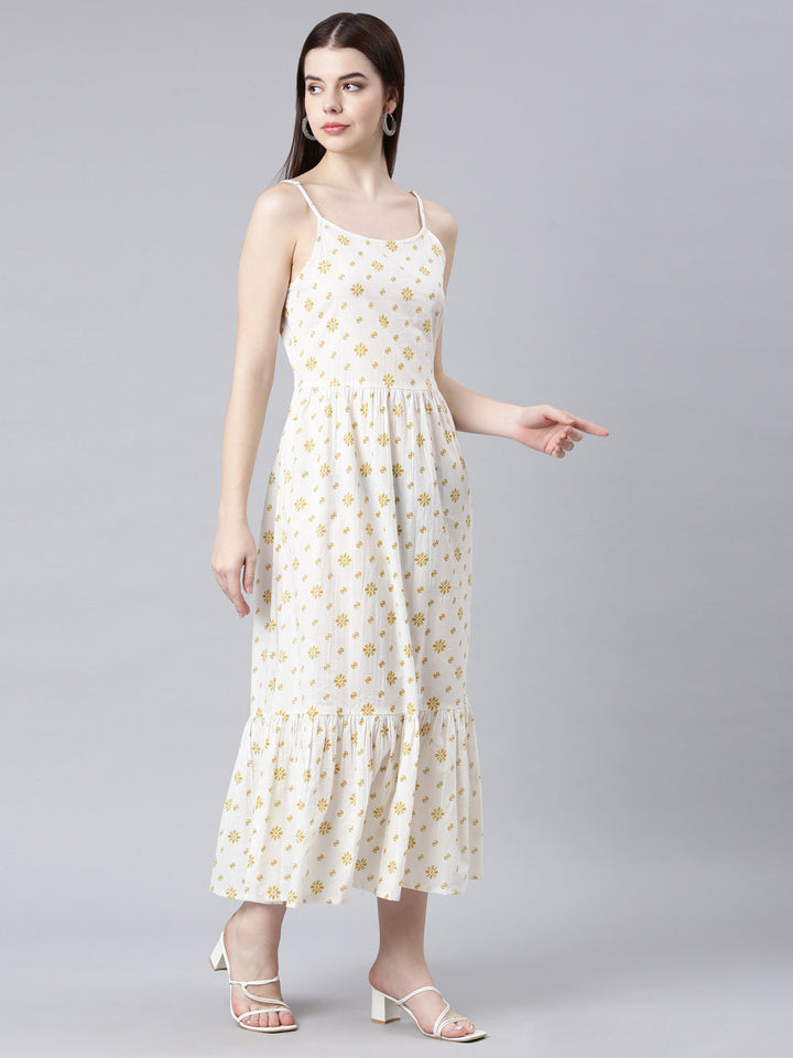 Neerus Yellow cotton printed floral straight kurta - side view