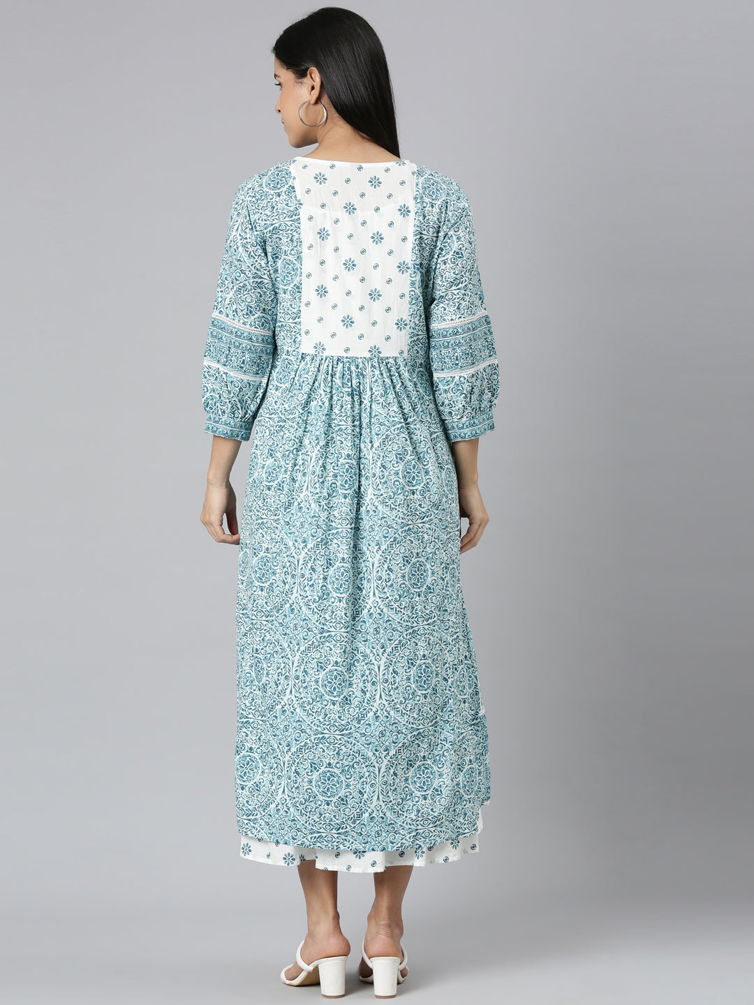 Neerus Blue cotton printed floral straight kurta - detail view 1