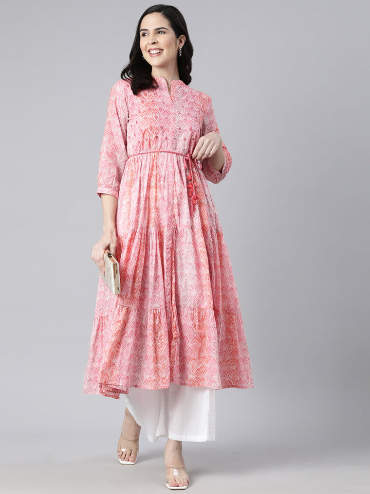 Neerus Pink cotton printed maxi dress - detail view 2