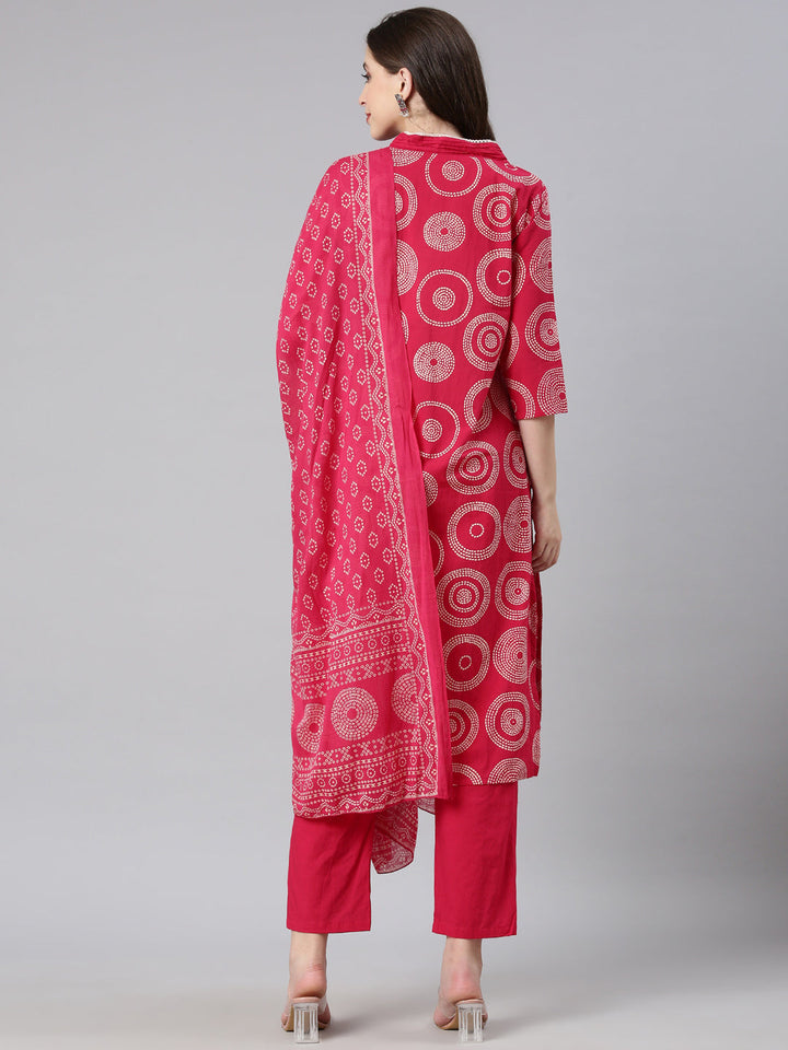 Neerus Rani pink Printed Straight Kurta and Trousers With Dupatta