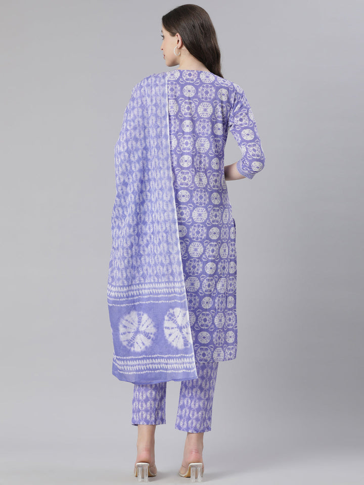 Neerus Lavender Printed Straight Kurta and Trousers With Dupatta