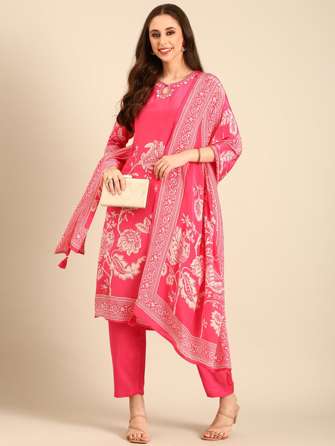 Neerus Pink crepe hand embroidered suit set - detail view 2