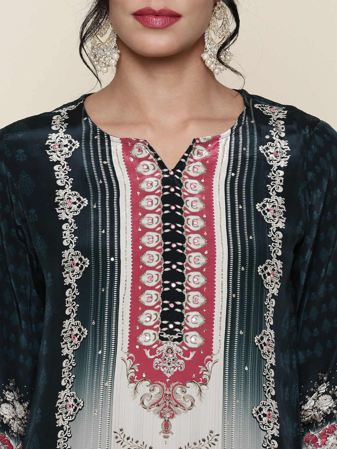 Neerus Green Crepe Digital Printed Suit Set - detail view 2