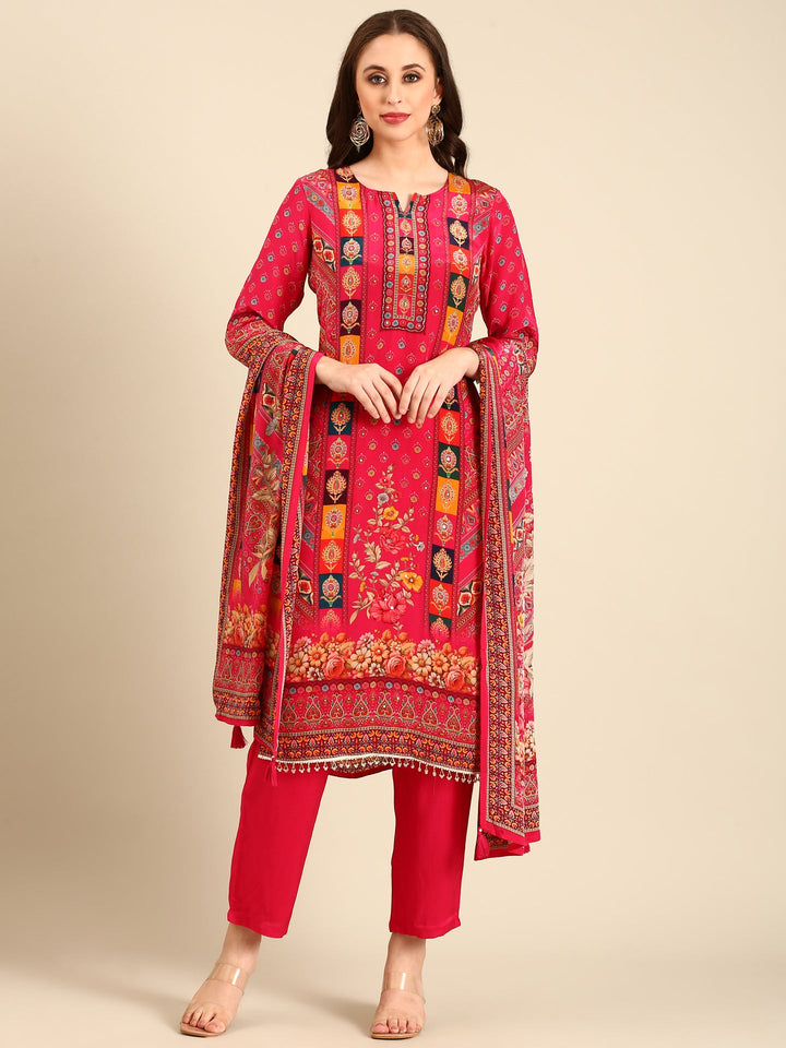 Neerus Pink crepe embellished suit set - front view