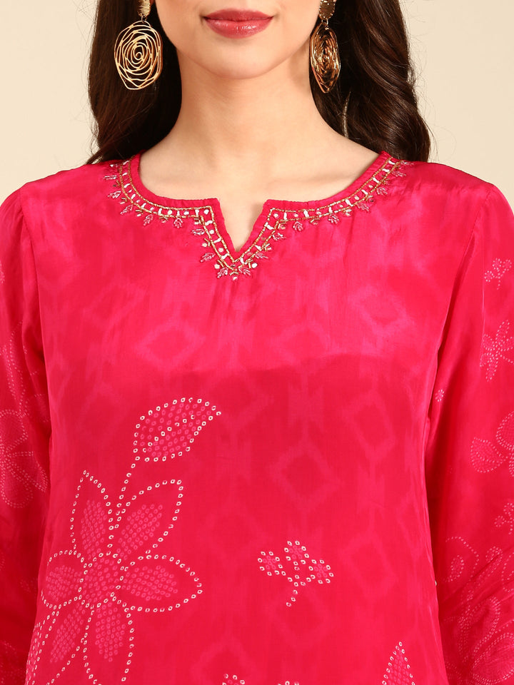 Neerus Pink crepe mirror work bandhani suit set - detail view 1
