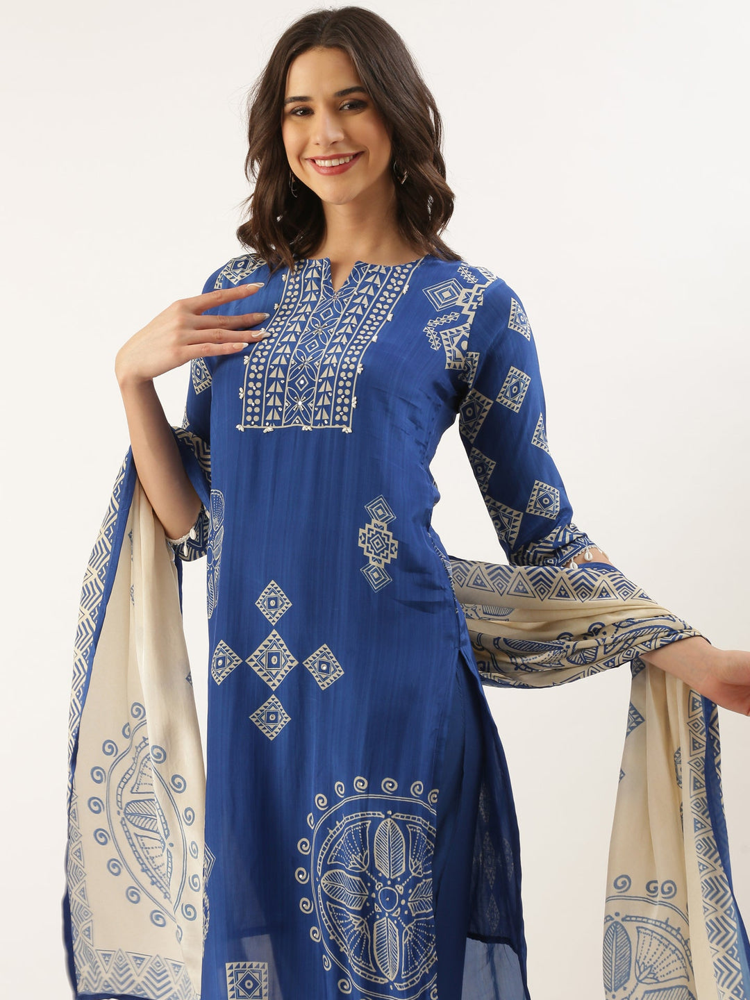 Neerus Blue crepe printed suit set - detail view 3