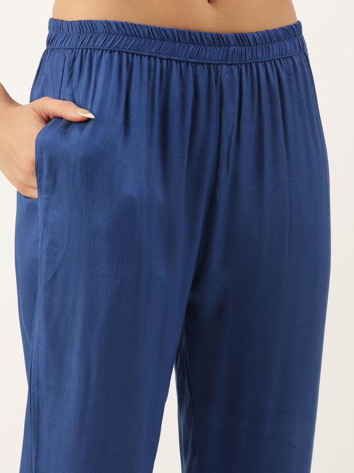 Neerus Blue crepe printed suit set - detail view 4