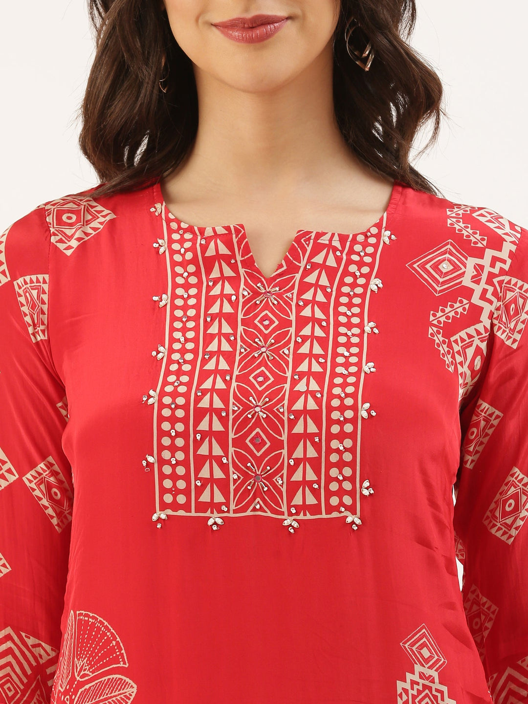 Neerus Red crepe printed suit set - detail view 2