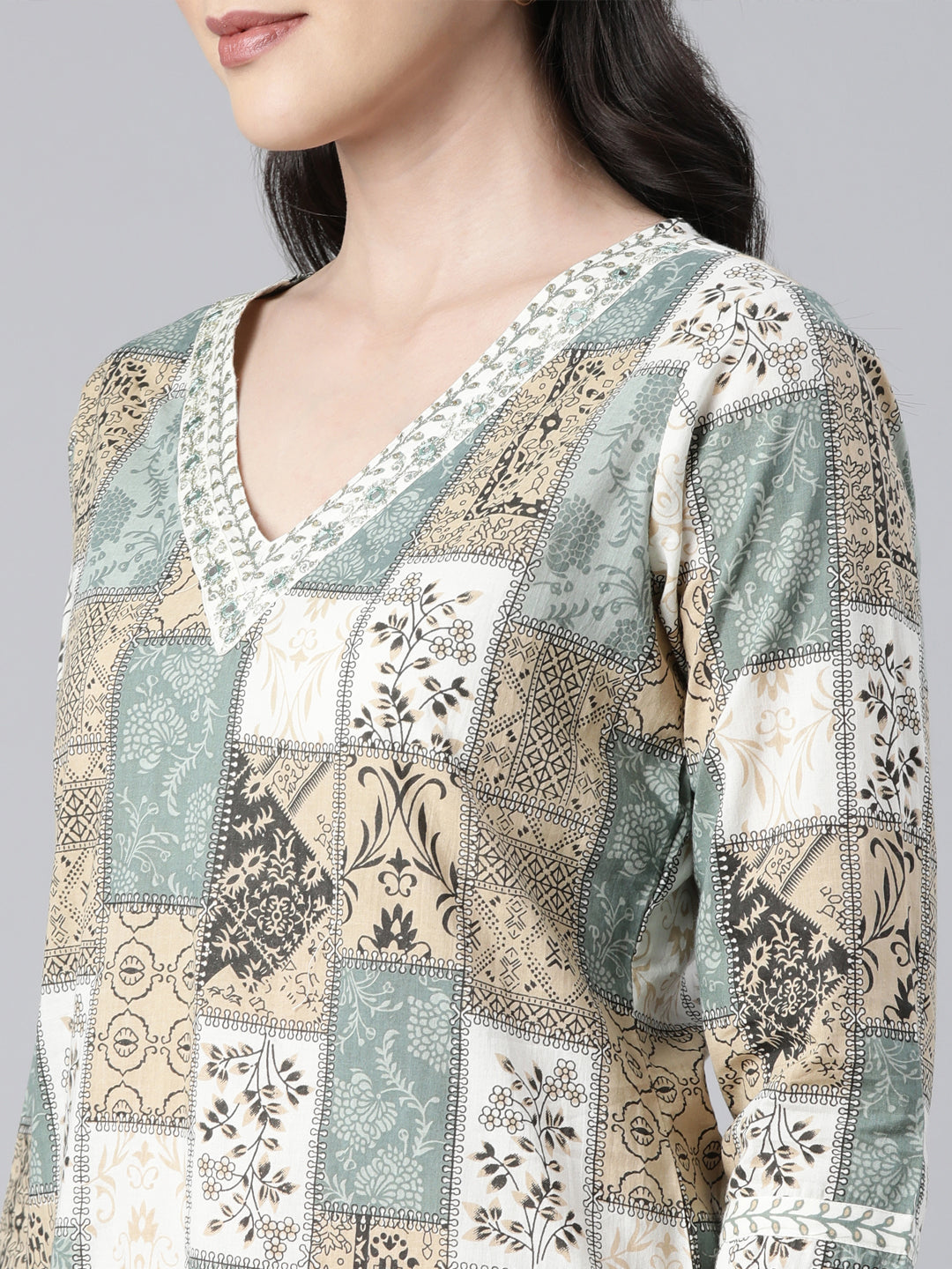 Neerus Beige panelled straight suit set colourblocked - detail view 1