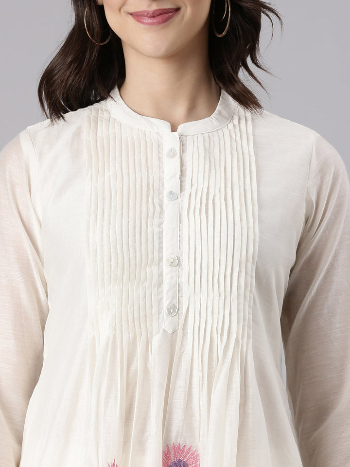 Cream Chanderi Embroidery Three Piece Set