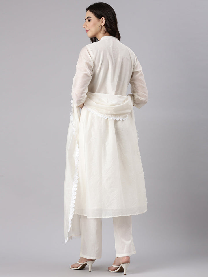 Cream Chanderi Embroidery Three Piece Set