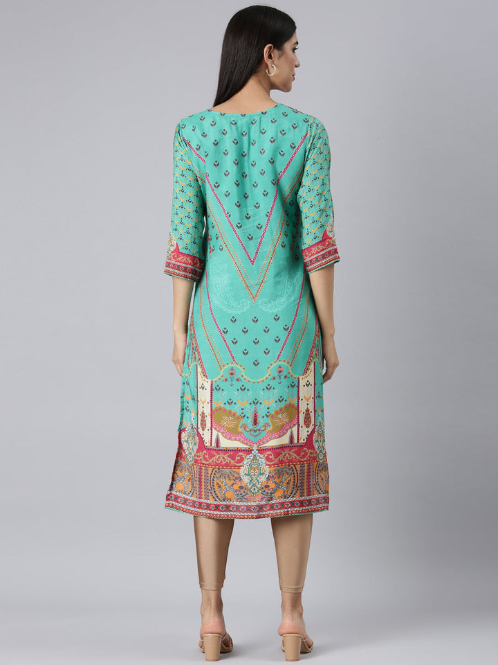 Neerus Green Casual Paisley Straight Kurtas