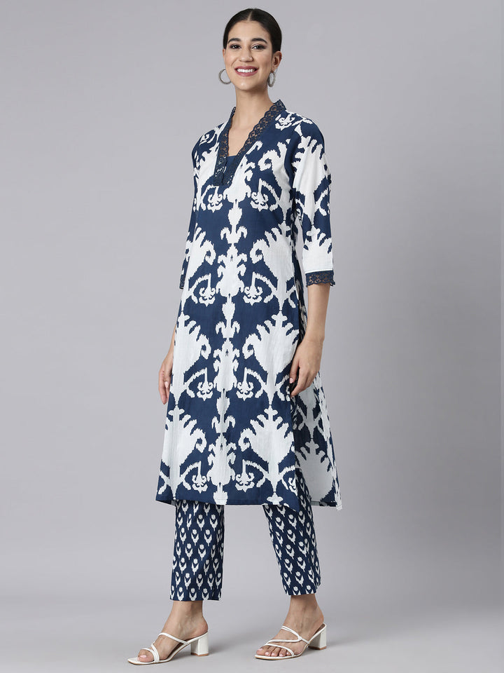 Neerus Navy Blue Printed Straight Kurta and Trousers