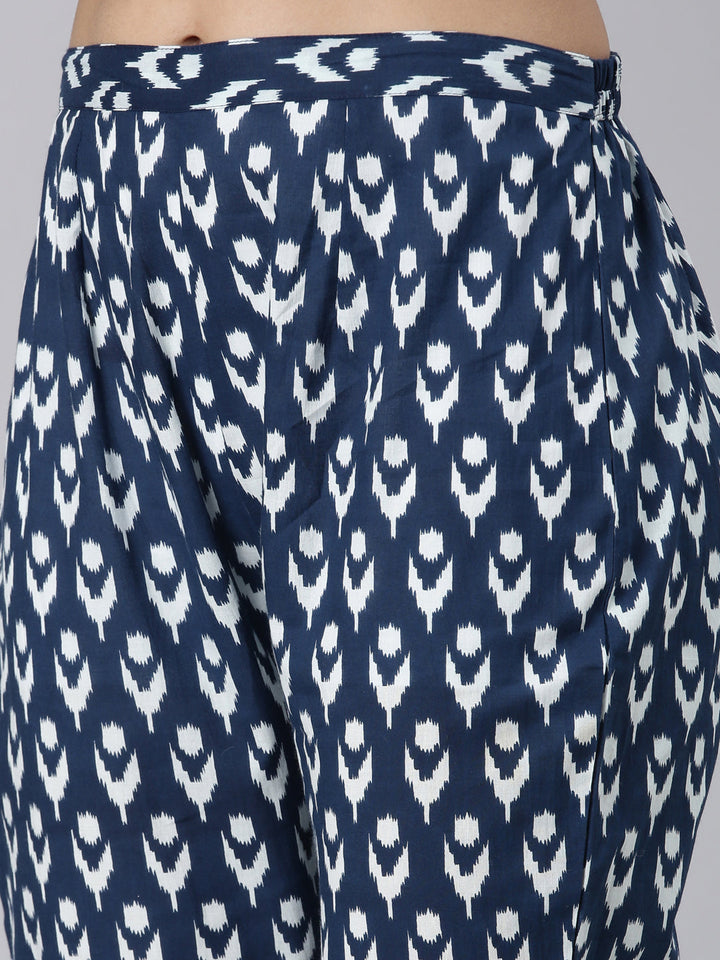 Neerus Navy Blue Printed Straight Kurta and Trousers