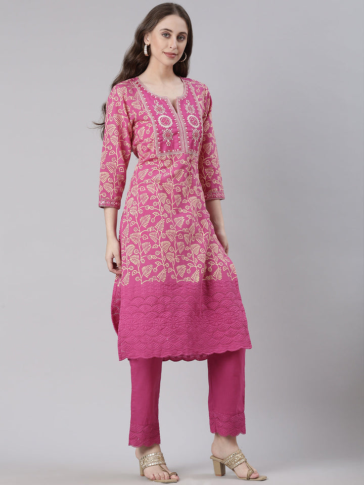 Neerus Magenta Printed Straight Kurta and Trousers