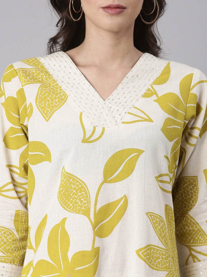 Neerus Green cotton block printed kurta set - detail view 1