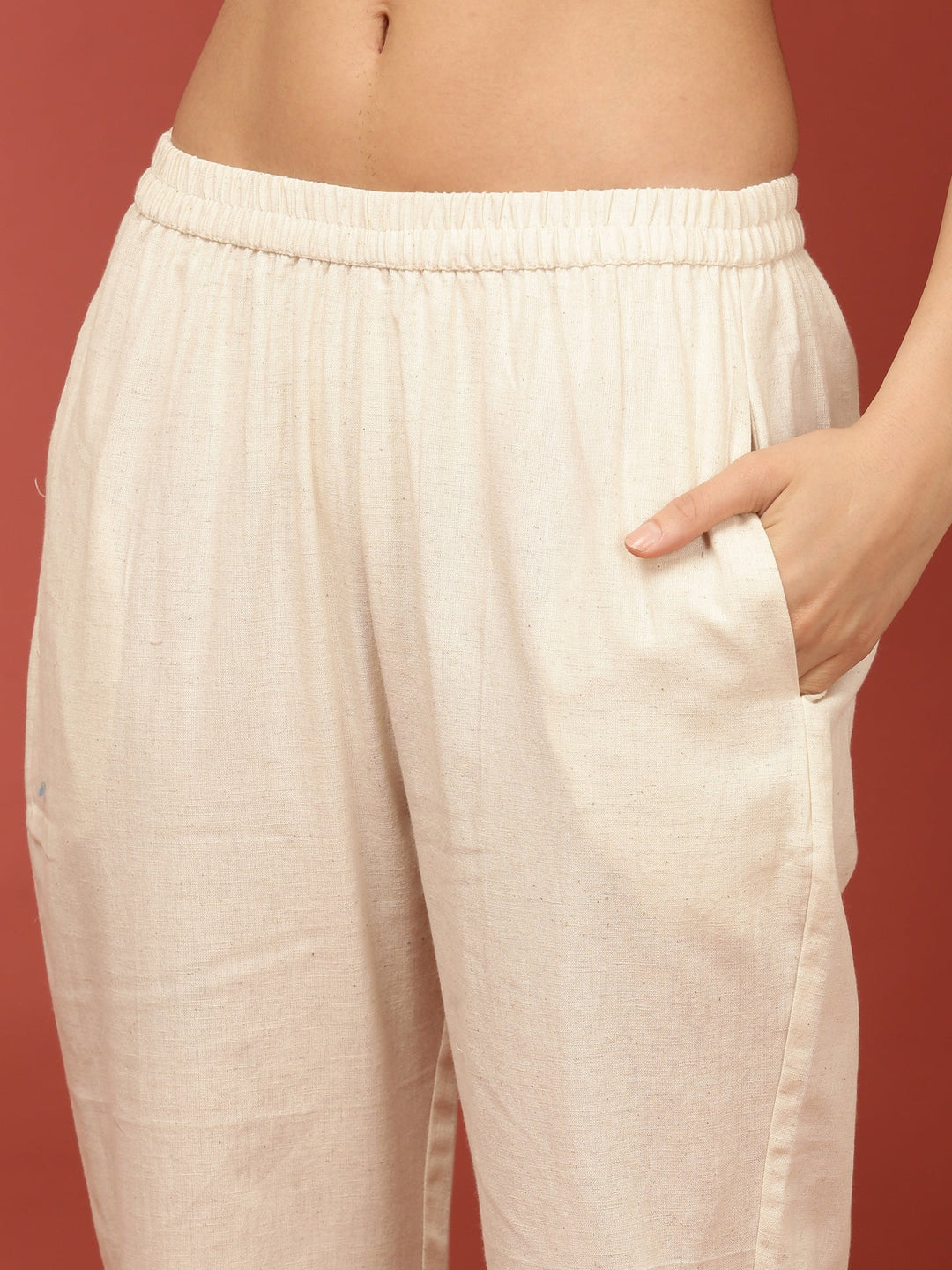 Neerus White polyester solid co-ord set - detail view 3
