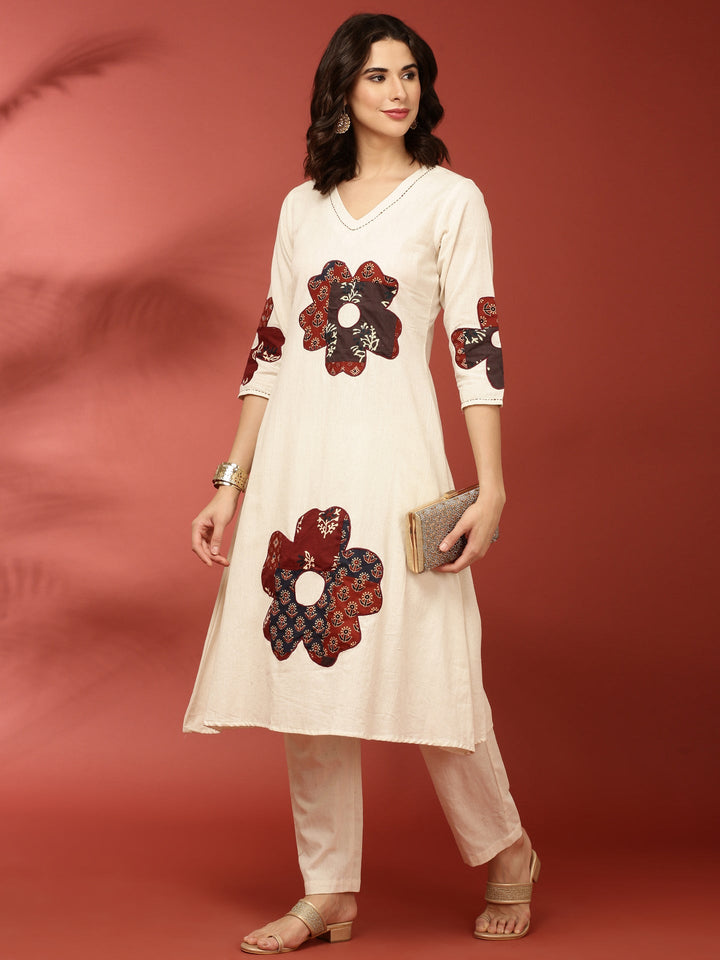 Neerus White polyester solid co-ord set - detail view 2