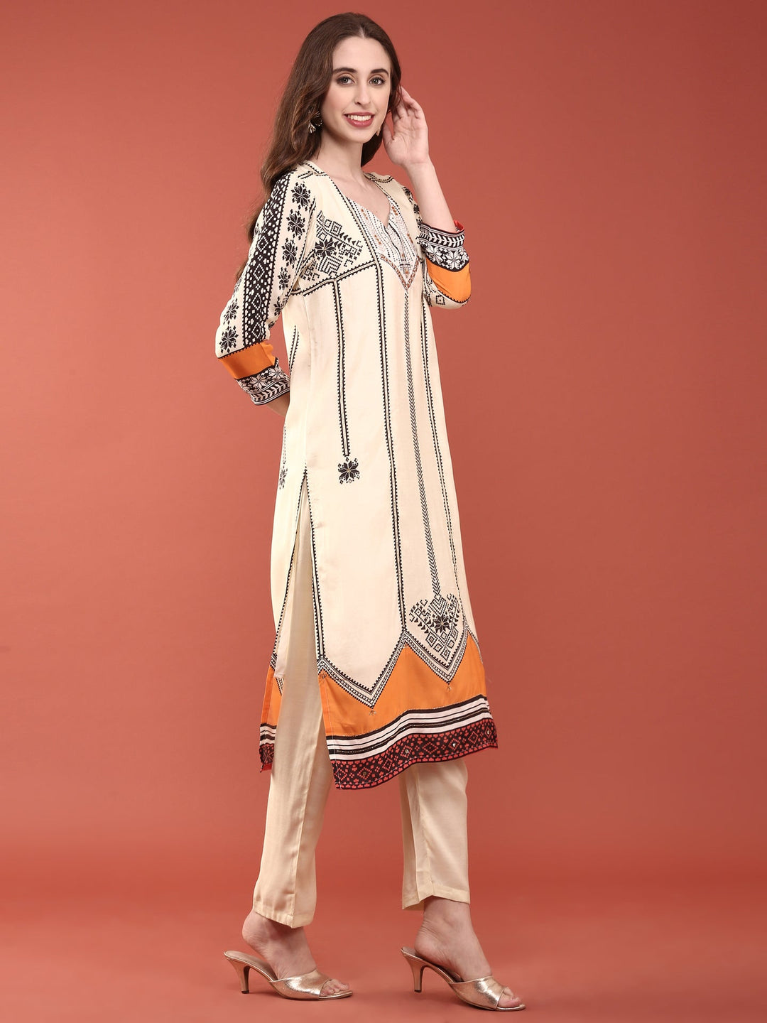 Neerus Beige muslin digital printed suit set - back view